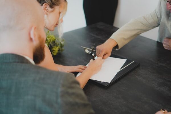 Lease Contracts for Residential and Commercial Use Lease Contracts for Residential and Commercial Use